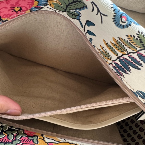 Tory Burch Parker floral tote - Picture 10 of 17